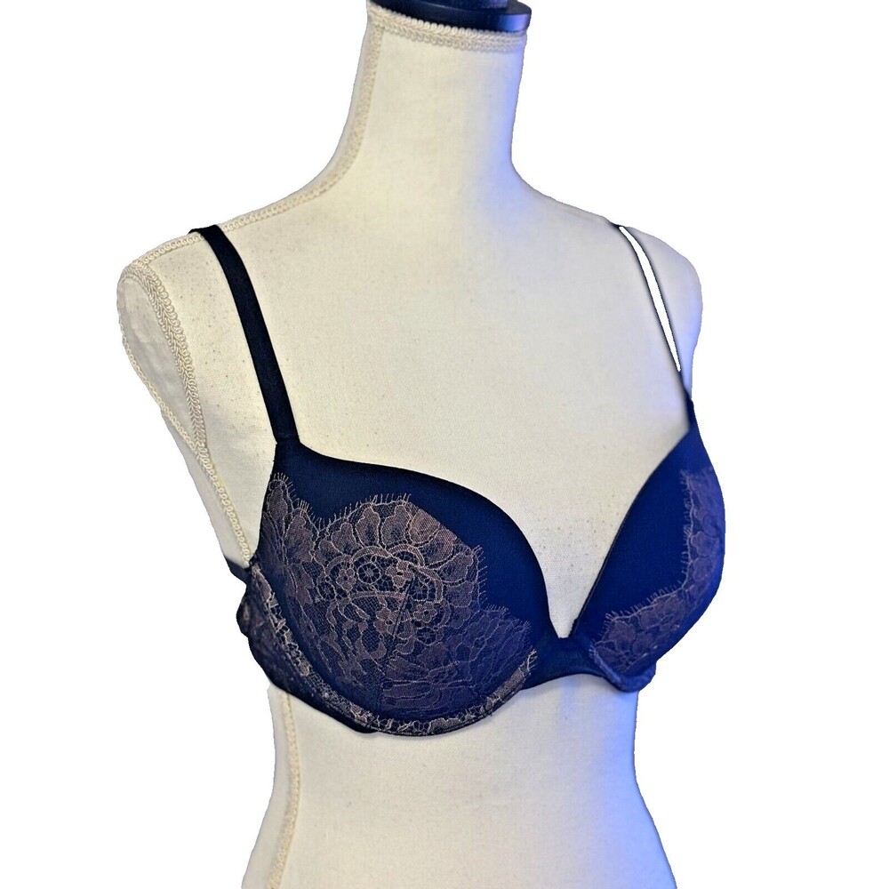 Victoria's Secret Black Gold Metallic Lace Underwire Push Up Bra 36 C, pre-loved